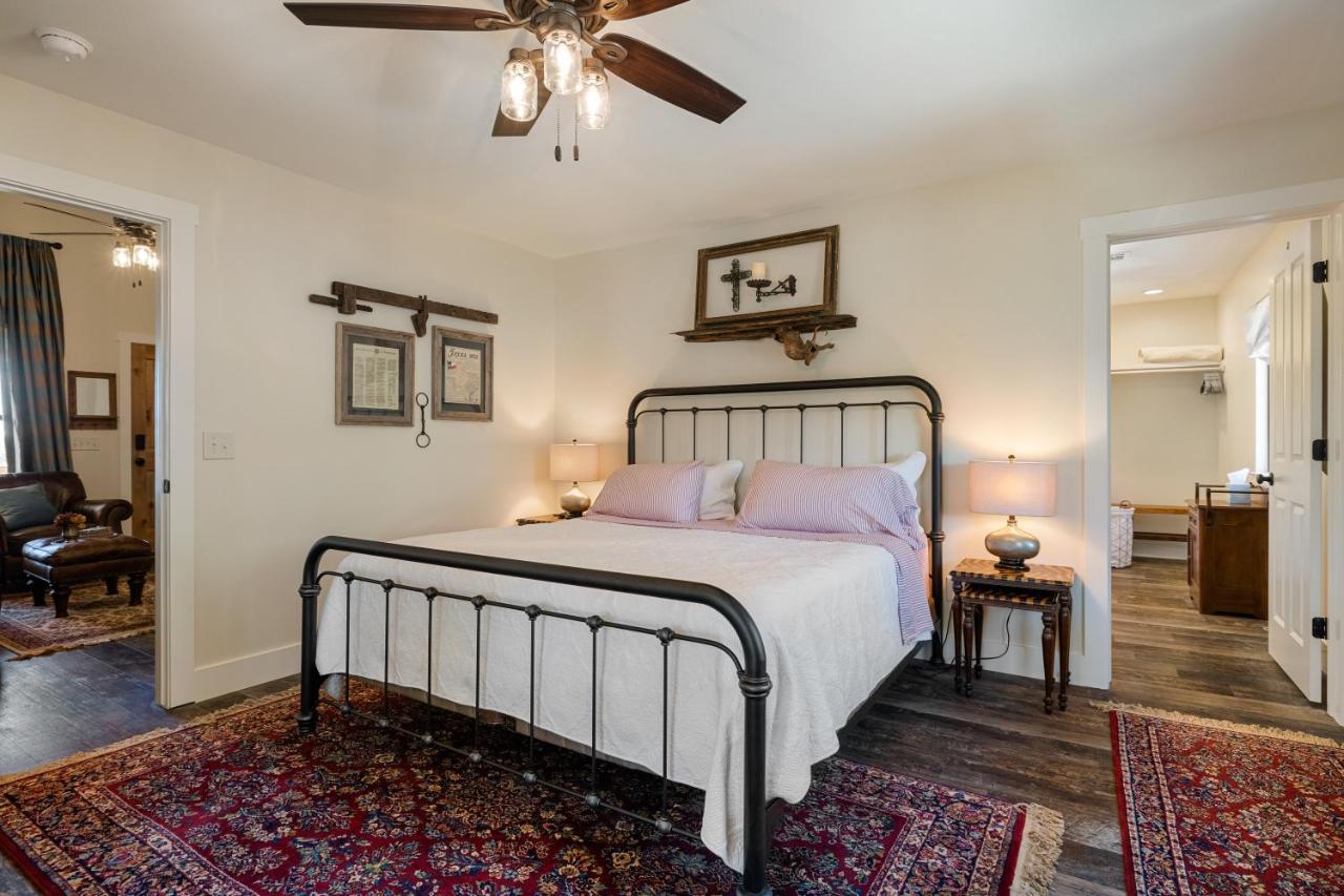 Inn At Sunset Mill Ranch Wimberley Exteriör bild